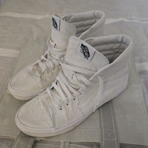 Vans Sk8-Hi High-Top Sneakers M 9.5 / W 11 in White